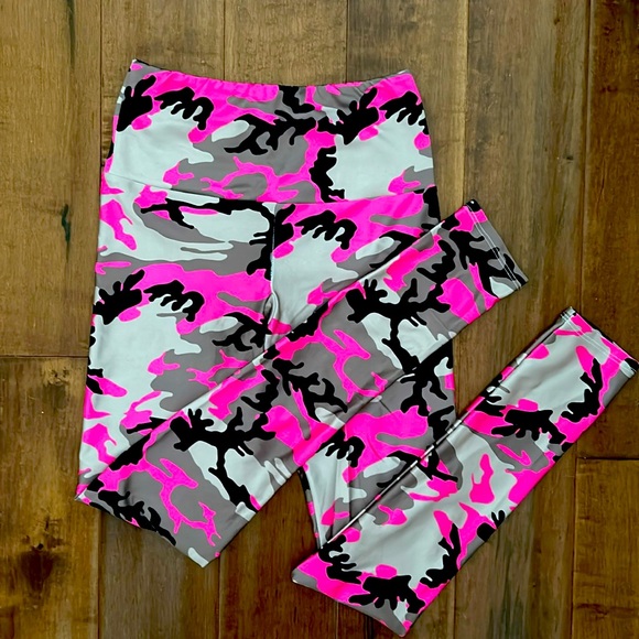 Goldsheep Pink Camo Leggings - Picture 2 of 3